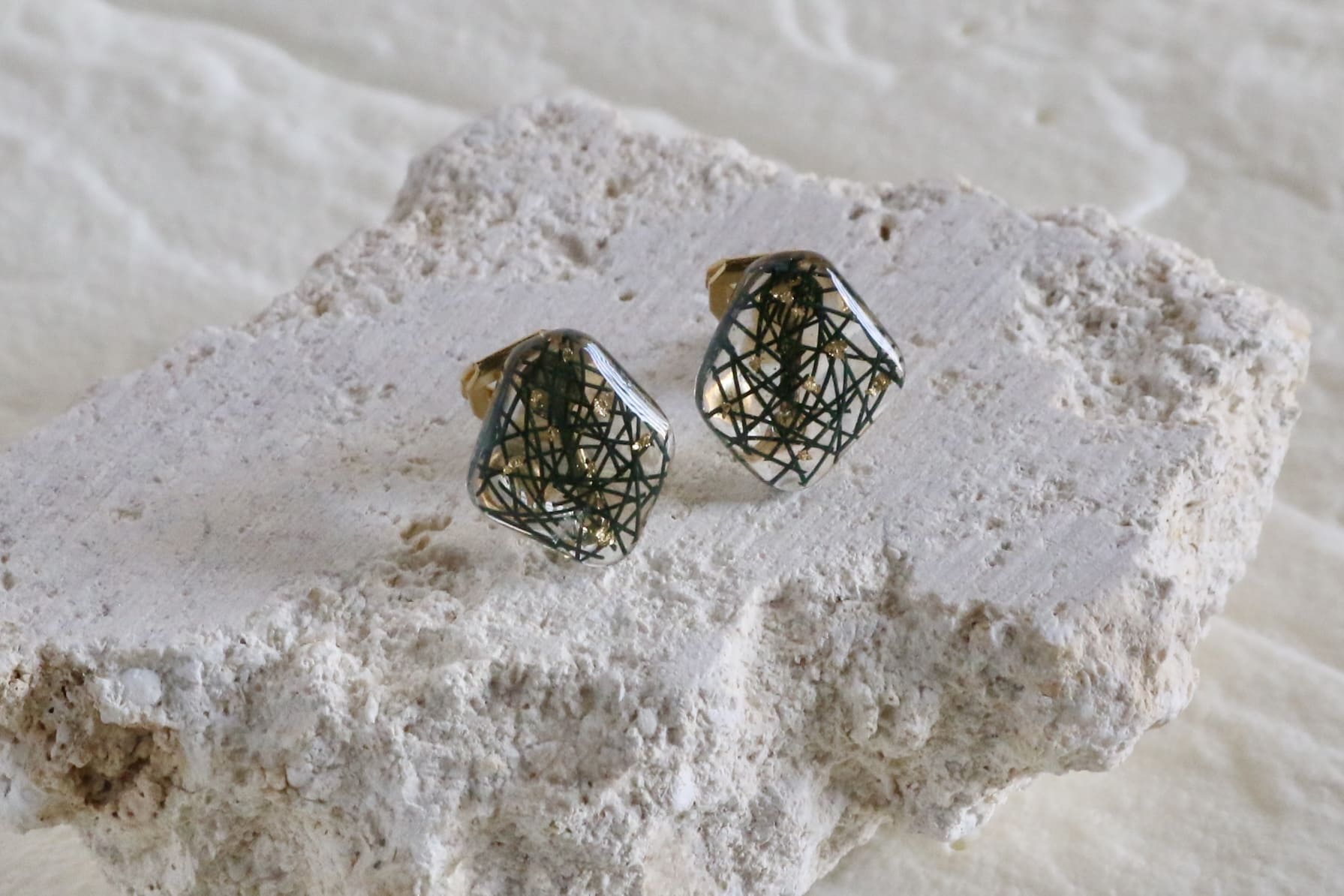 沖縄の海が生んだ新しい輝き|フィッシュネットデザイン (ピアス/イヤリング/チョーカー/リング)|jiyukimama