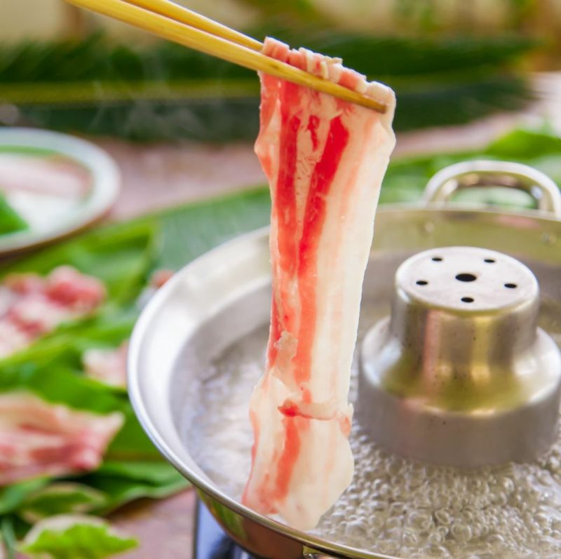 【ギフト】石垣牛・南ぬ豚（アグー豚）のしゃぶしゃぶセット（小）｜～島の恵みを味わう贅沢なしゃぶしゃぶ～